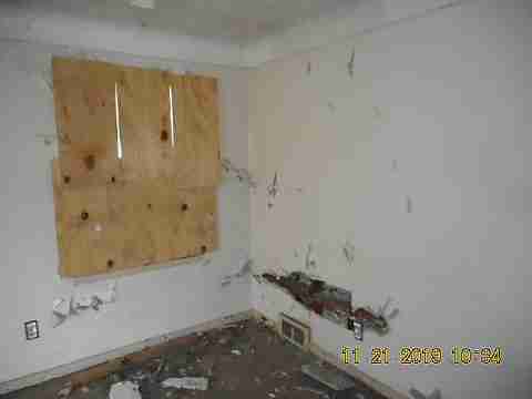 18600 Riverview (17)_m.jpg